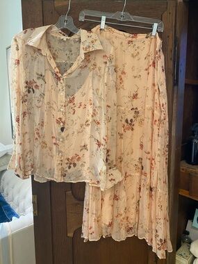 Pablo blouse and Chiffon Floral Maxi Skirt - Pale Blush excellent condition.